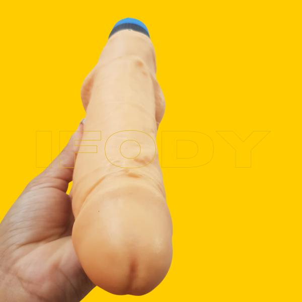 Celsão –  Pênis Com Escroto 16,5 X 5,5 Cm Vibro Interno Pênis E Plugs